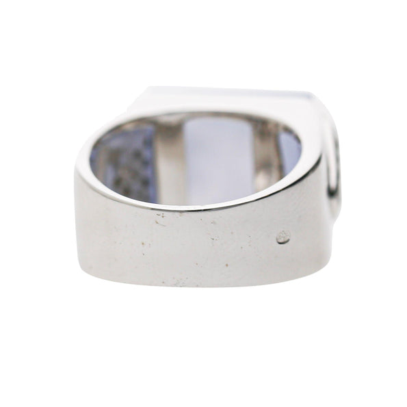 11.97 Carat Sugarloaf Lavender Blue Chalcedony 18K White Gold Ring