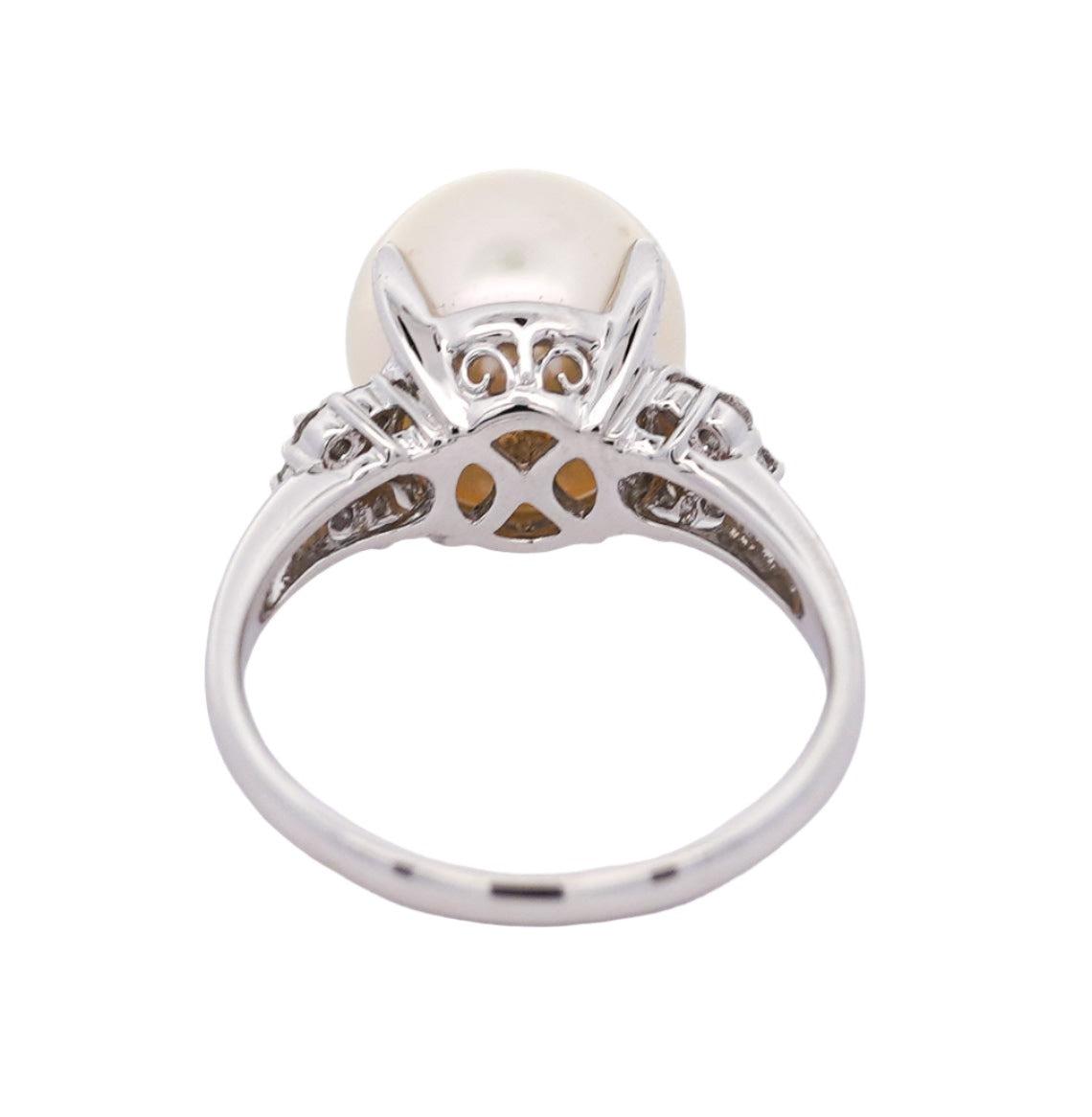 11mm White Cultured Pearl and Round Cut Diamonds in Filigree Platinum Ring