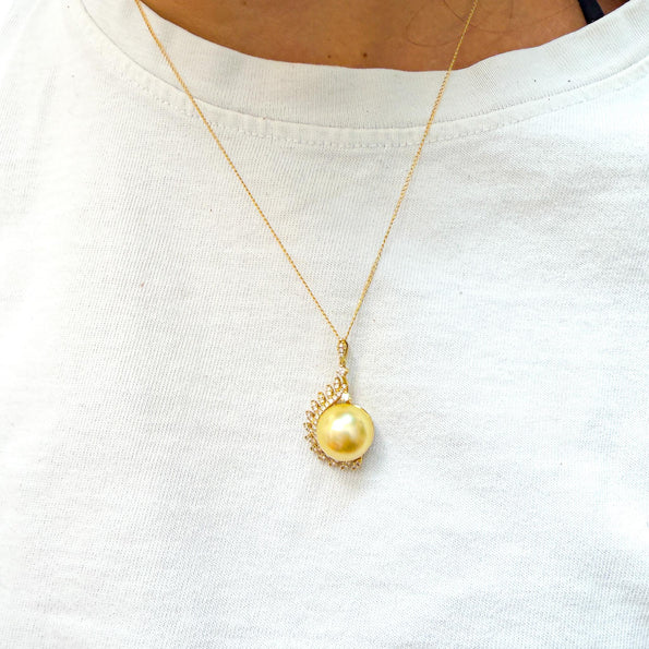 13mm Golden South Sea Pearl & Diamond 18K Gold Pendant Necklace