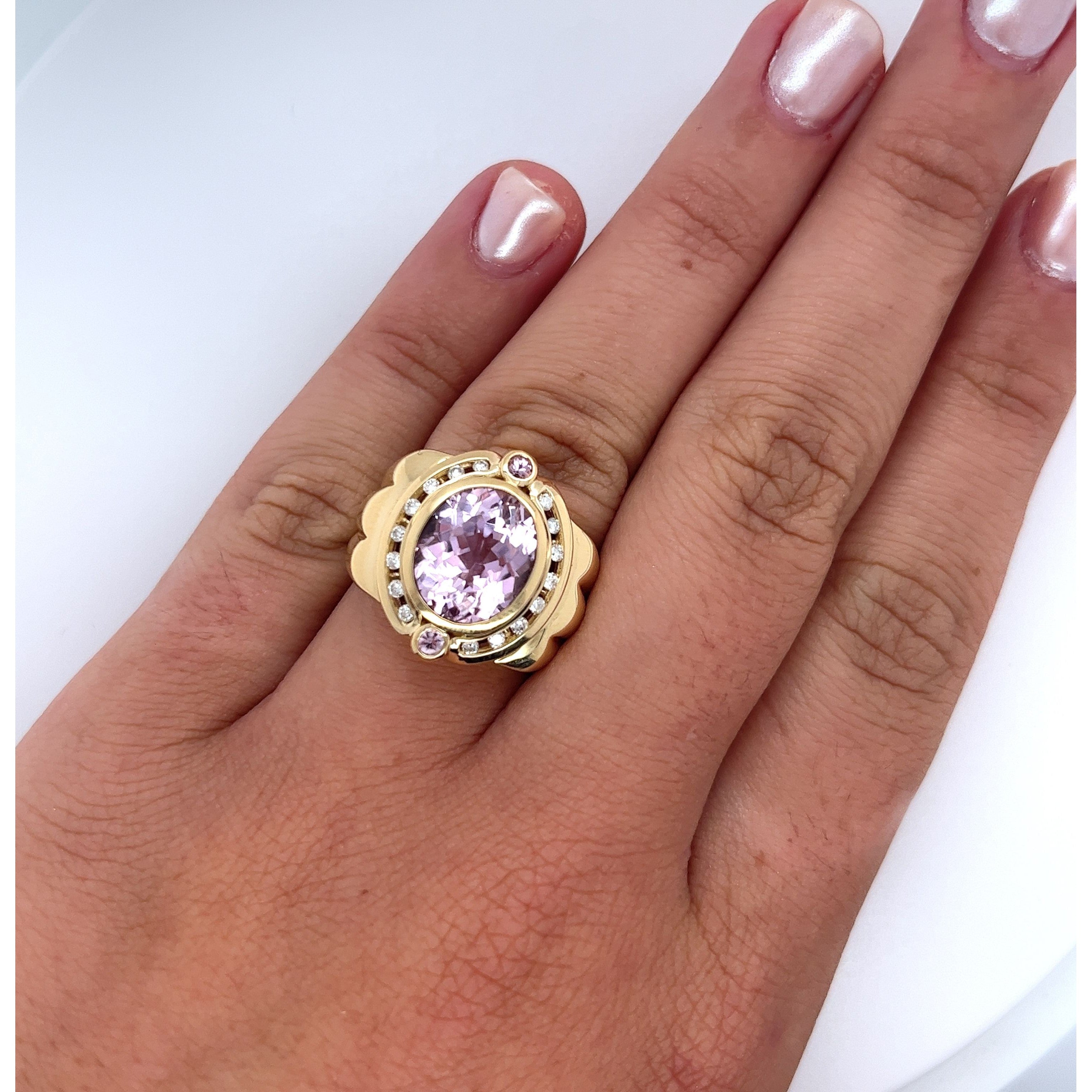 18K Gold Vintage Retro Regal Ring With Pink Kunzite and Diamond Halo