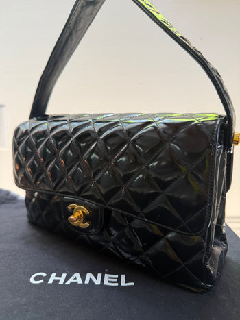 1990s Chanel Vintage Patent Leather Double Sided Flap Bag Coco Handle – Assay Jewelers