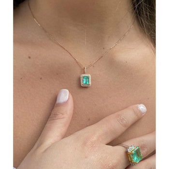 1.47 Carat Emerald and Diamond halo 18k Rose Gold Pendant Necklace – Assay Jewelers