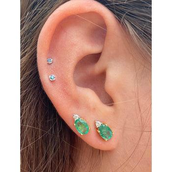 Boucles d'oreilles puces en émeraude naturelle taille ovale en or massif 18k – Assay Jewelers