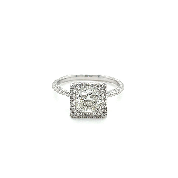 Bague de fiançailles en diamant cultivé en laboratoire taille princesse 1,50 carat, tige torsadée style corde en or 18K et halo de diamants