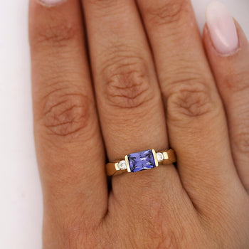1.50 Carat Radiant Cut Tanzanite & Diamond Accents 14K Yellow Gold Bar Set Ring – Assay Jewelers