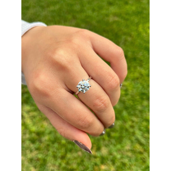 Bague de fiançailles solitaire en diamant de laboratoire rond taille 2,50 carats