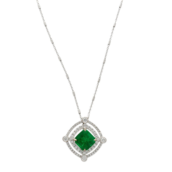 Collier en or blanc 18k avec émeraude colombienne verte Muzo de 2.72 carats, certifiée GRS, huile mineure