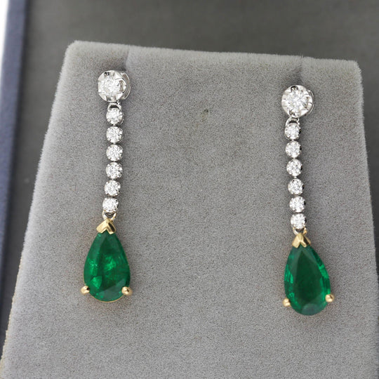 3.02 Carat Pear Vivid Green Emerald & Diamond 18K Gold Drop Earring