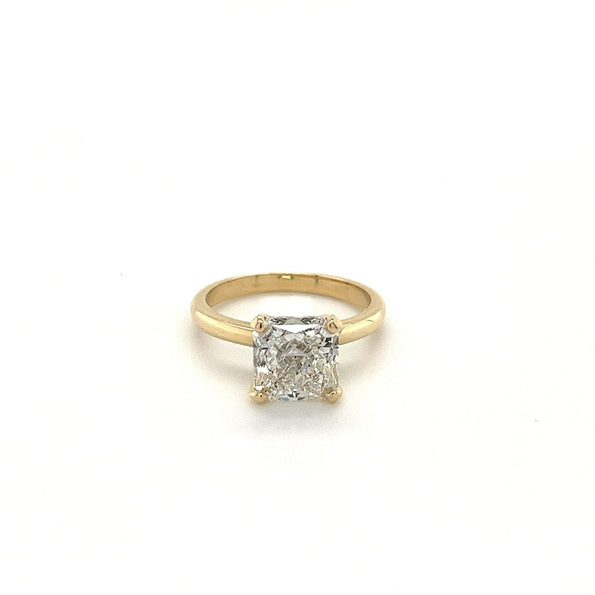 Diamant de laboratoire taille Coussin de 3,12 carats sur Bague de fiançailles solitaire en or 14k