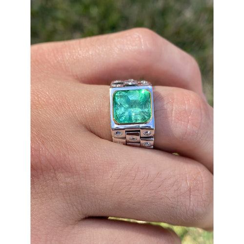 3.75 carat mens Colombian Emerald in Platinum ring setting