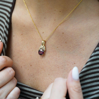 4.02 Carat Cushion Rhodolite Garnet 14K Gold Solitaire Pendant – Assay Jewelers