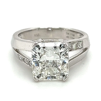 4.11 Carat Radiant Cut Lab Grown Diamond in Split-Shank Diamond Side Stone Ring – Assay Jewelers