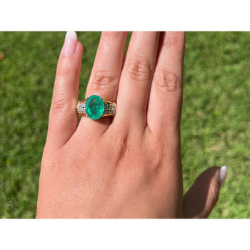 Bague en or jaune 18 carats avec émeraude naturelle taille ovale et diamant de 4,14 carats – Assay Jewelers