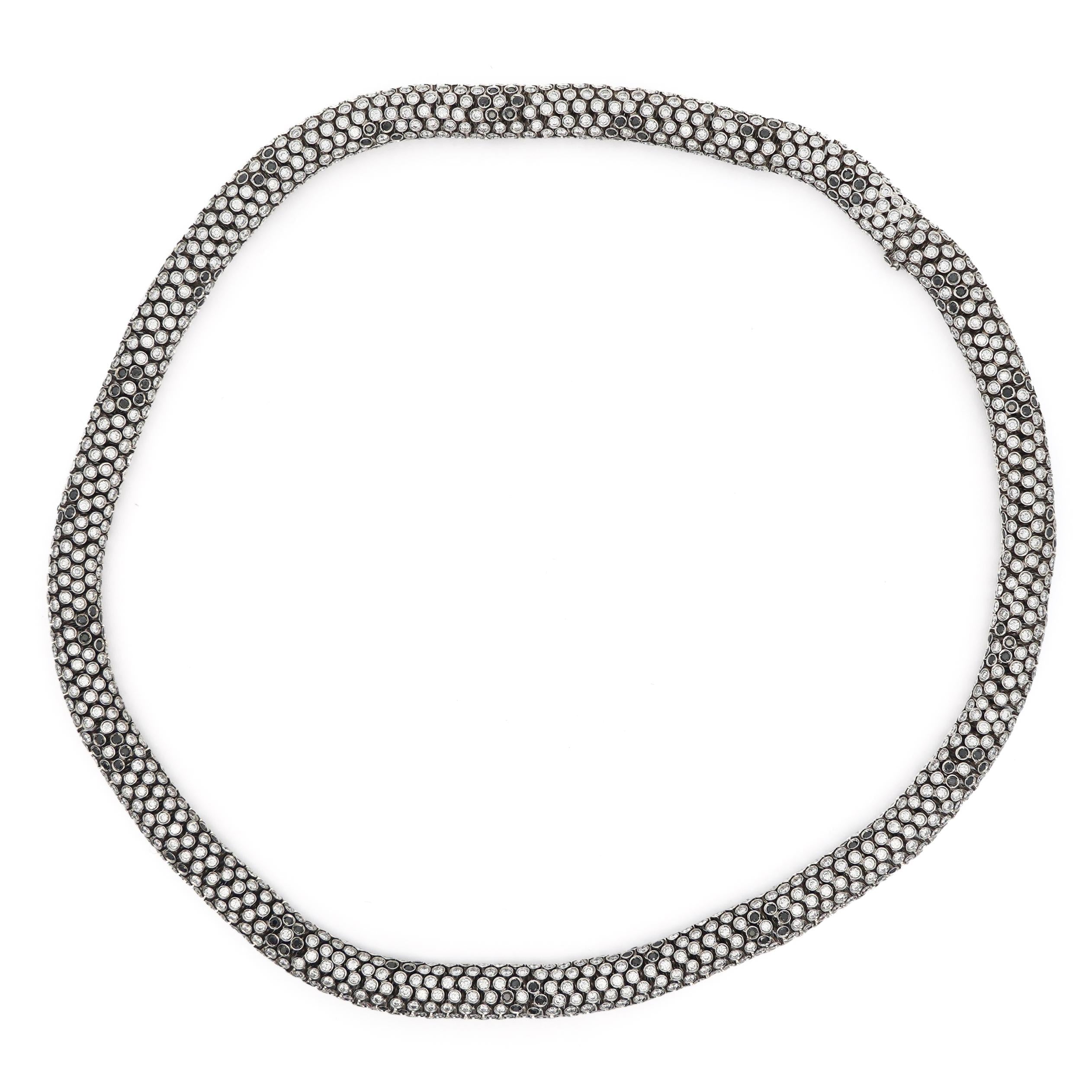 50 Carat Round Cut Diamond Cylinder Undulating Necklace in 18k