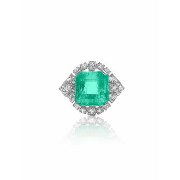 Émeraude colombienne de 5,43 carats et diamants baguette montés sur une Bague en platine – Assay Jewelers