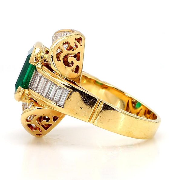 7.35 Carat Emerald & Baguette Diamond Ballerina 18K Gold Cocktail Ring