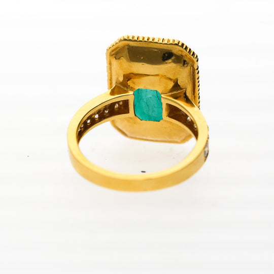 8.57 Carat Vivid Green Emerald and Diamond Milgrain Bezel 18K Gold Ring