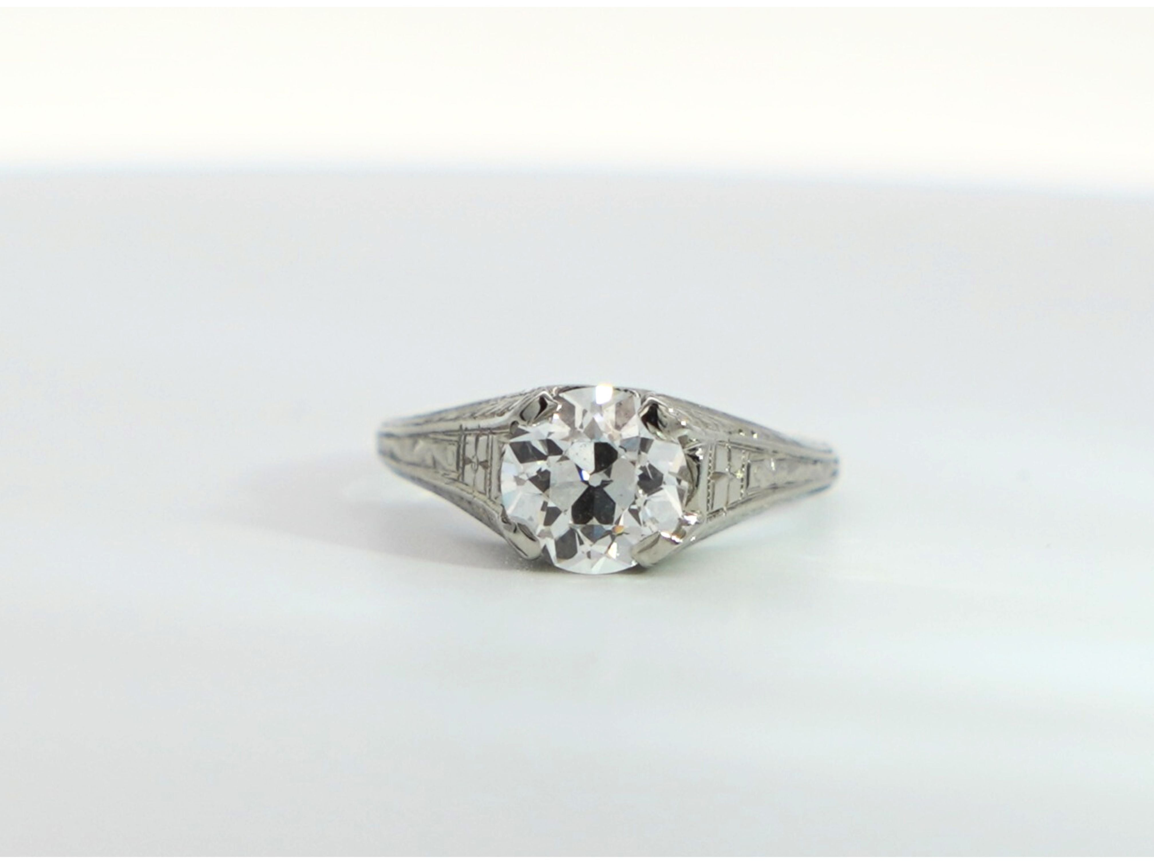 VVS1 GIA-Engagement Ring-ASSAY