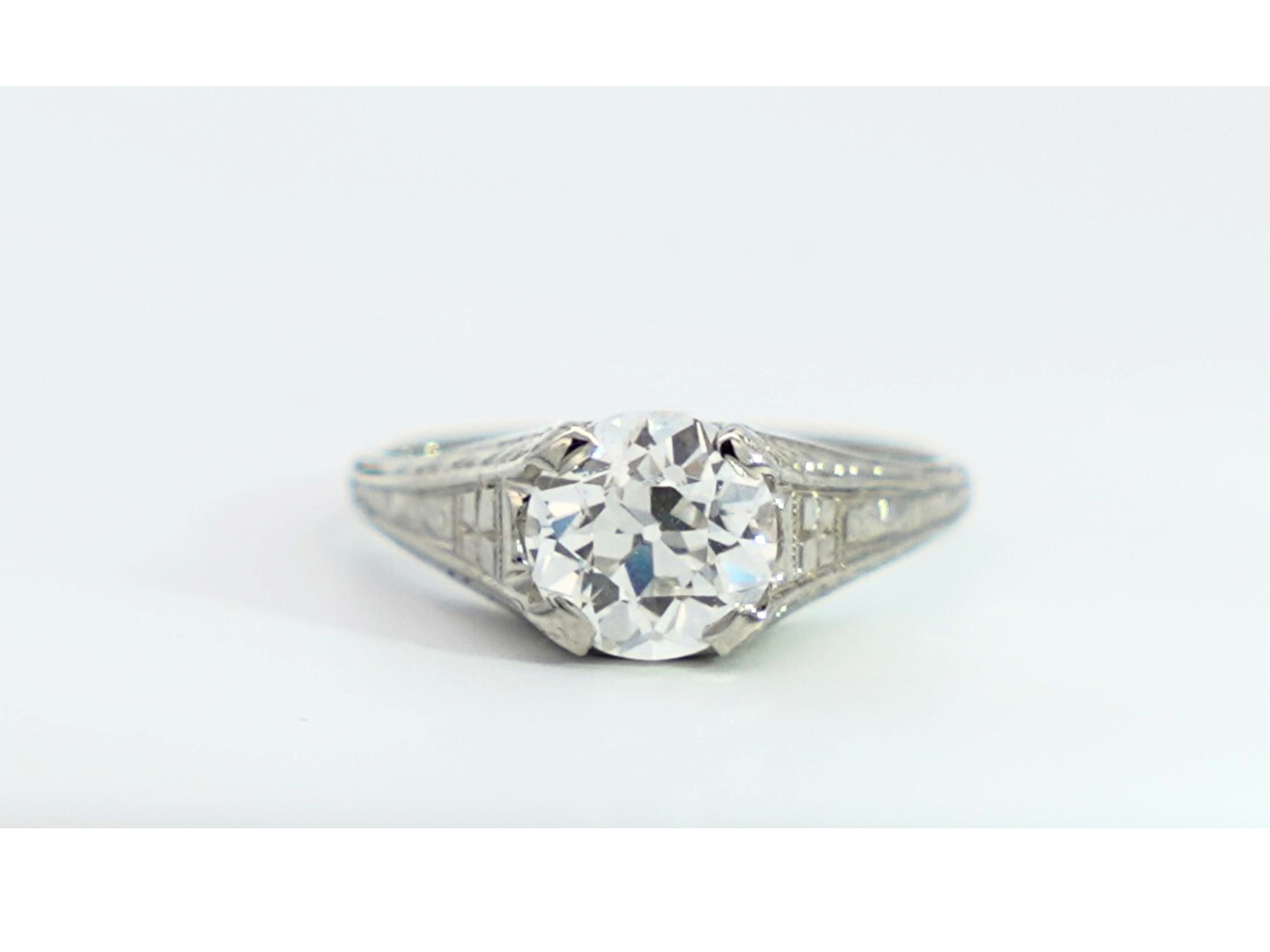 VVS1 GIA-Engagement Ring-ASSAY