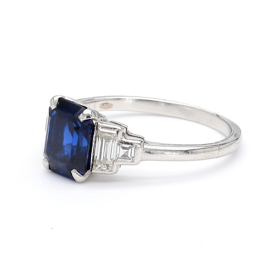 Cartier Paris Art Deco Royal Blue 2.3 Carat No Heat Sapphire and Diamond Ring
