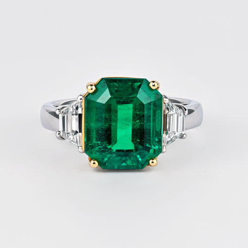 GRS Certified 4.90 Carat Insignificant Oil Colombian Emerald & Trapezoid Cut Diamond 3-Stone Ring
