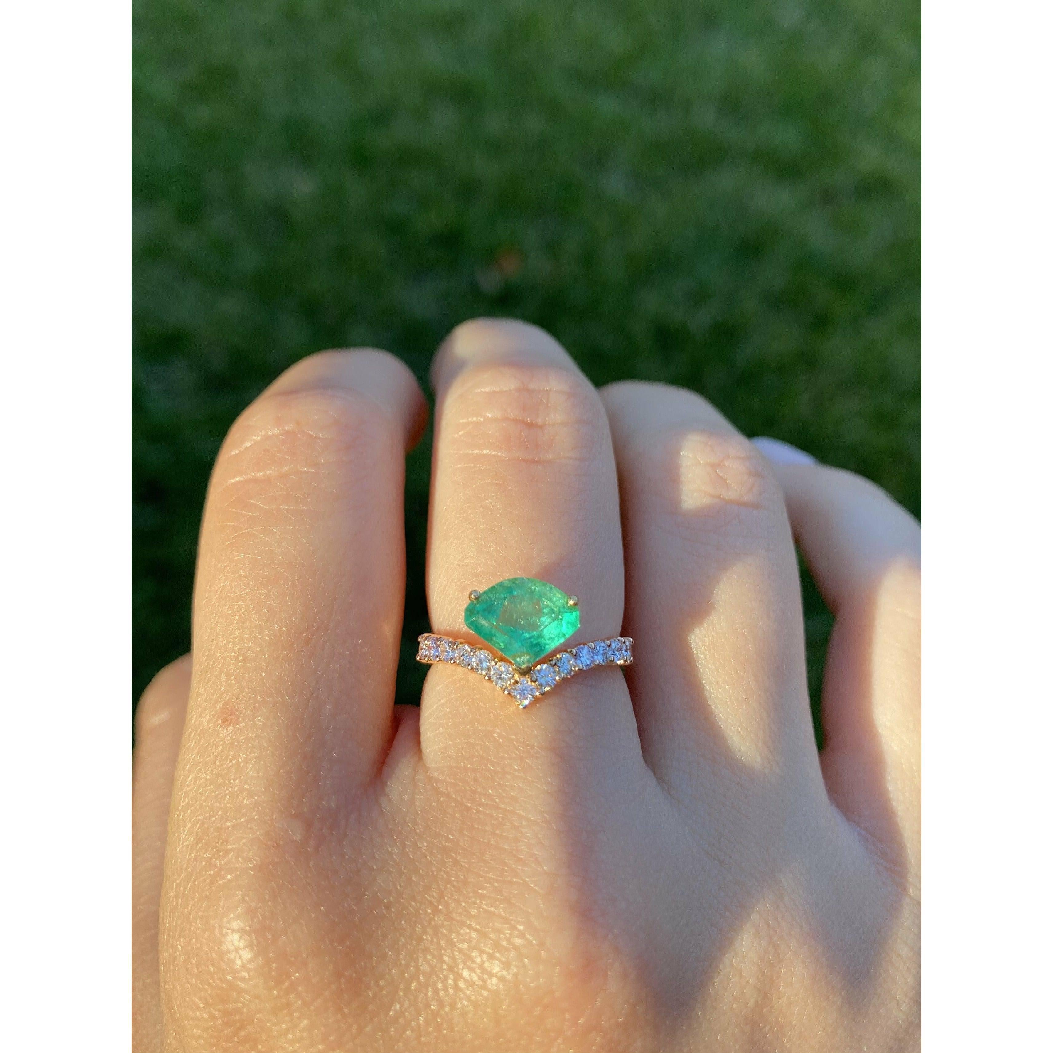 Fancy Shape Natural Colombian Emerald in 18k Rose Gold - ASSAY