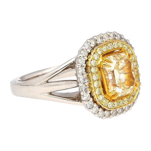 GIA Certified 2.79 Carat Fancy Light Yellow Radiant Cut Diamond 18K Gold Ring