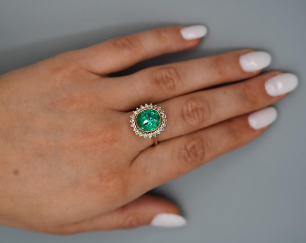 GIA Certified 4.3 Carat Colombian Emerald 18K Gold Button Sunburst Ring