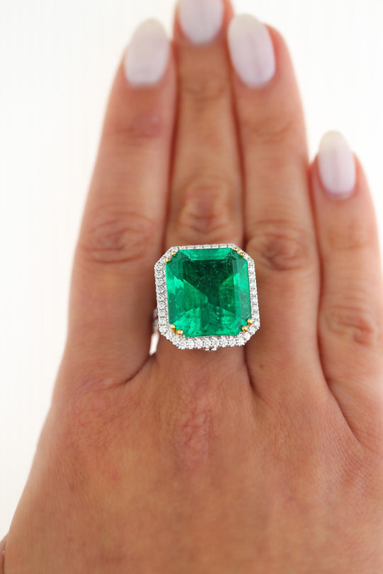 GRS Cert. 17.73 Carat Minor Oil Colombian Emerald Ring