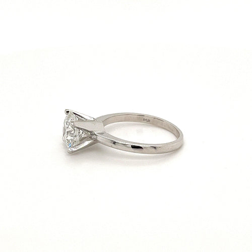 VS2 Round Cut Lab Grown Diamond Ring