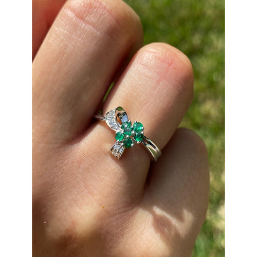 Natural Emerald and Diamond Flower Ring