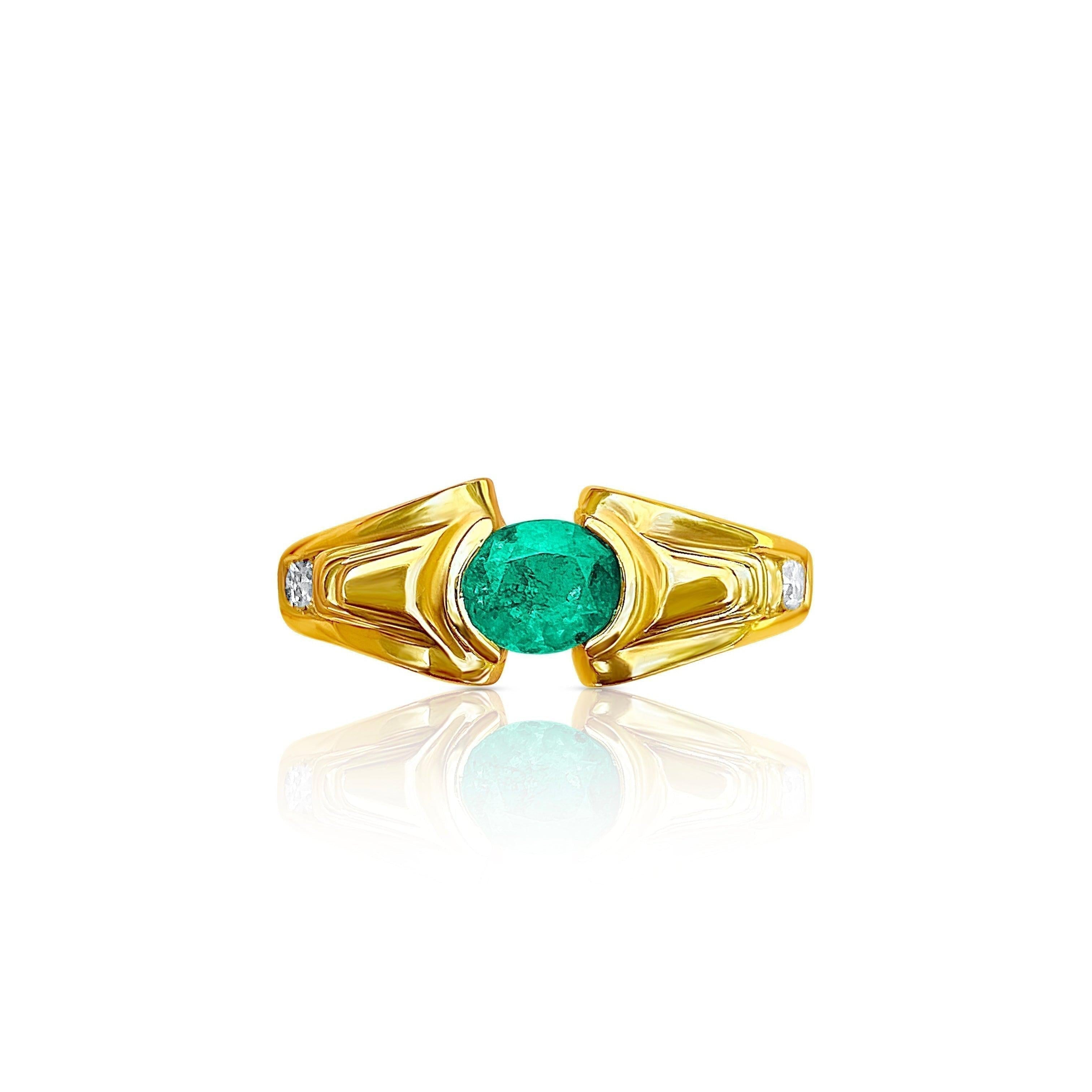 Oval Cut Natural Emerald Ring in 14k solid Gold - ASSAY