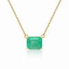 Collier Pendentif Solitaire Émeraude de Colombie Taille Émeraude 3,66 Carats Est-Ouest en Or Jaune 14K