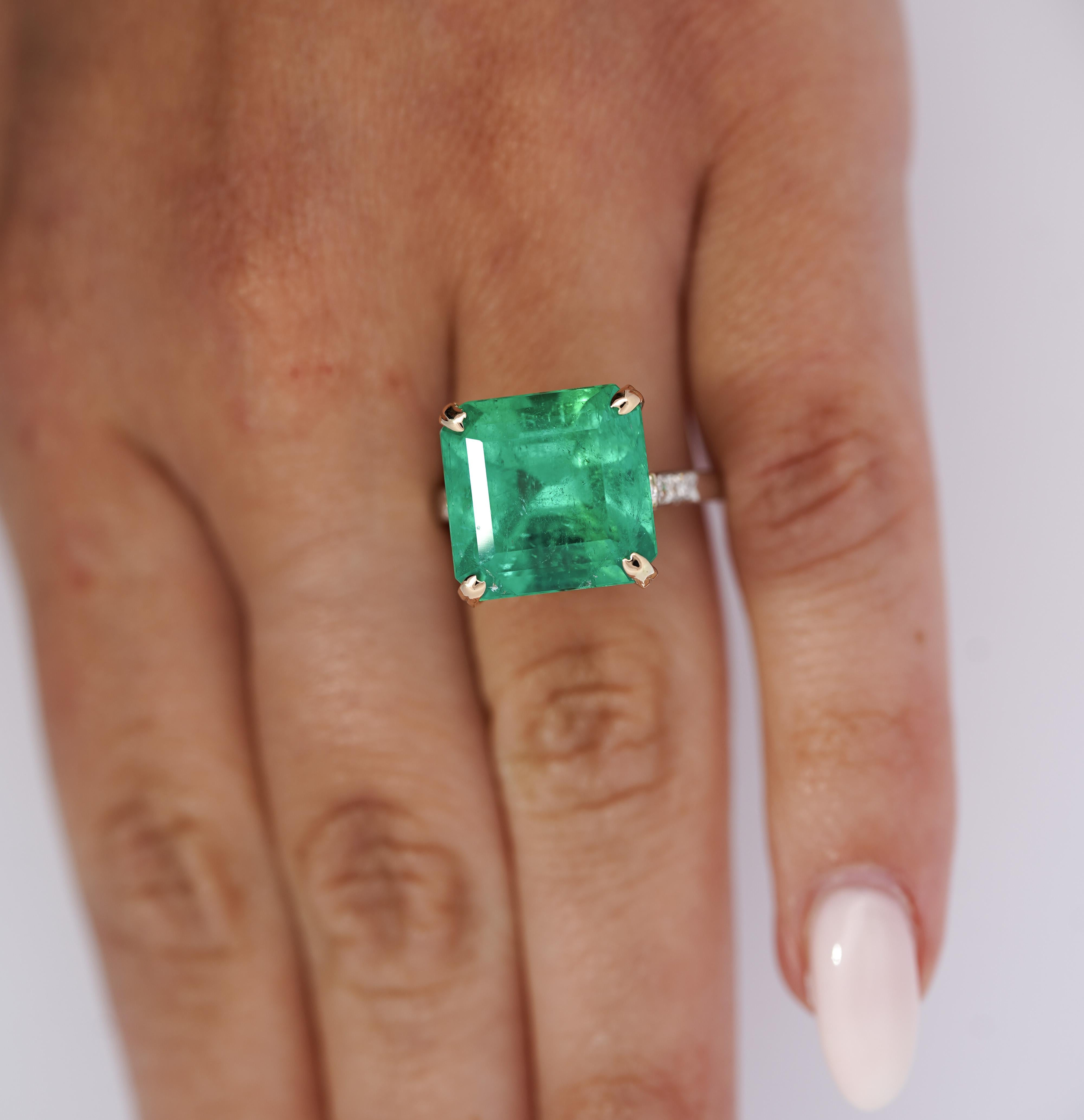 Vintage AGL Certified 11.28 Carat Colombian Emerald & Old Euro Cut Diamond Ring