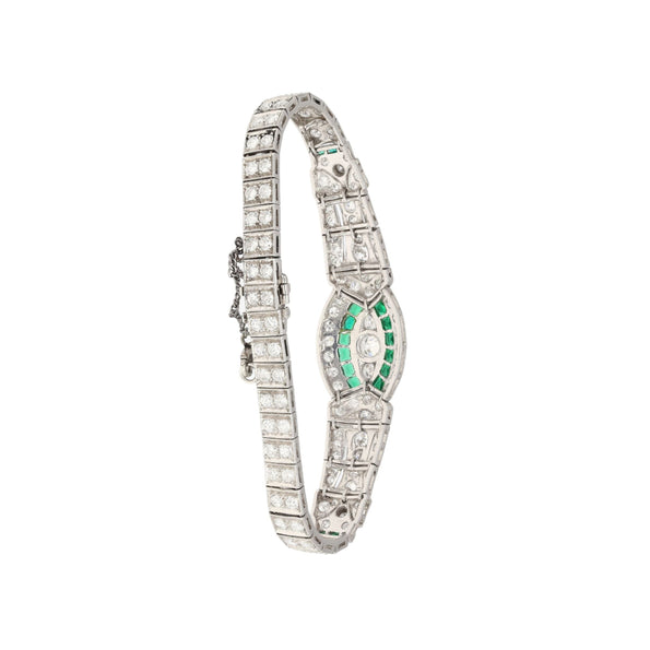 txt
Bracelet Art déco Anciens en platine avec diamants taille ancienne européenne et émeraudes