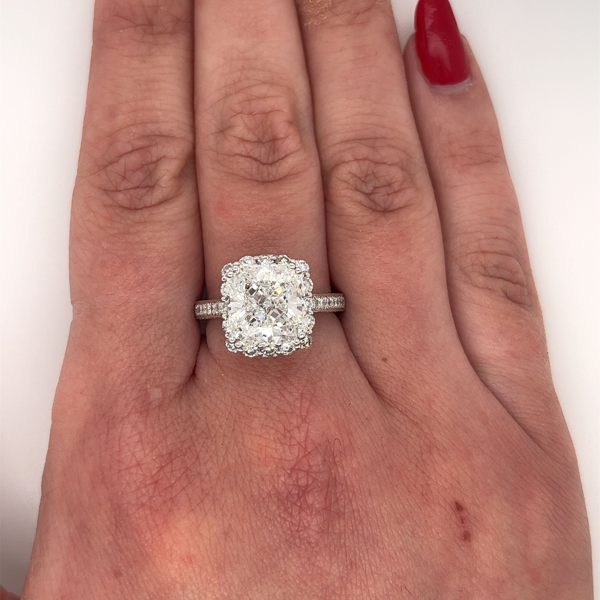 https://www.assayjewelers.com/cdn/shop/products/IGI-Certified-5-Carat-FVS1-Radiant-Cut-Lab-Grown-Semi-Pave-Halo-Diamond-Ring-Rings-6_2048x.jpg?v=1681944334